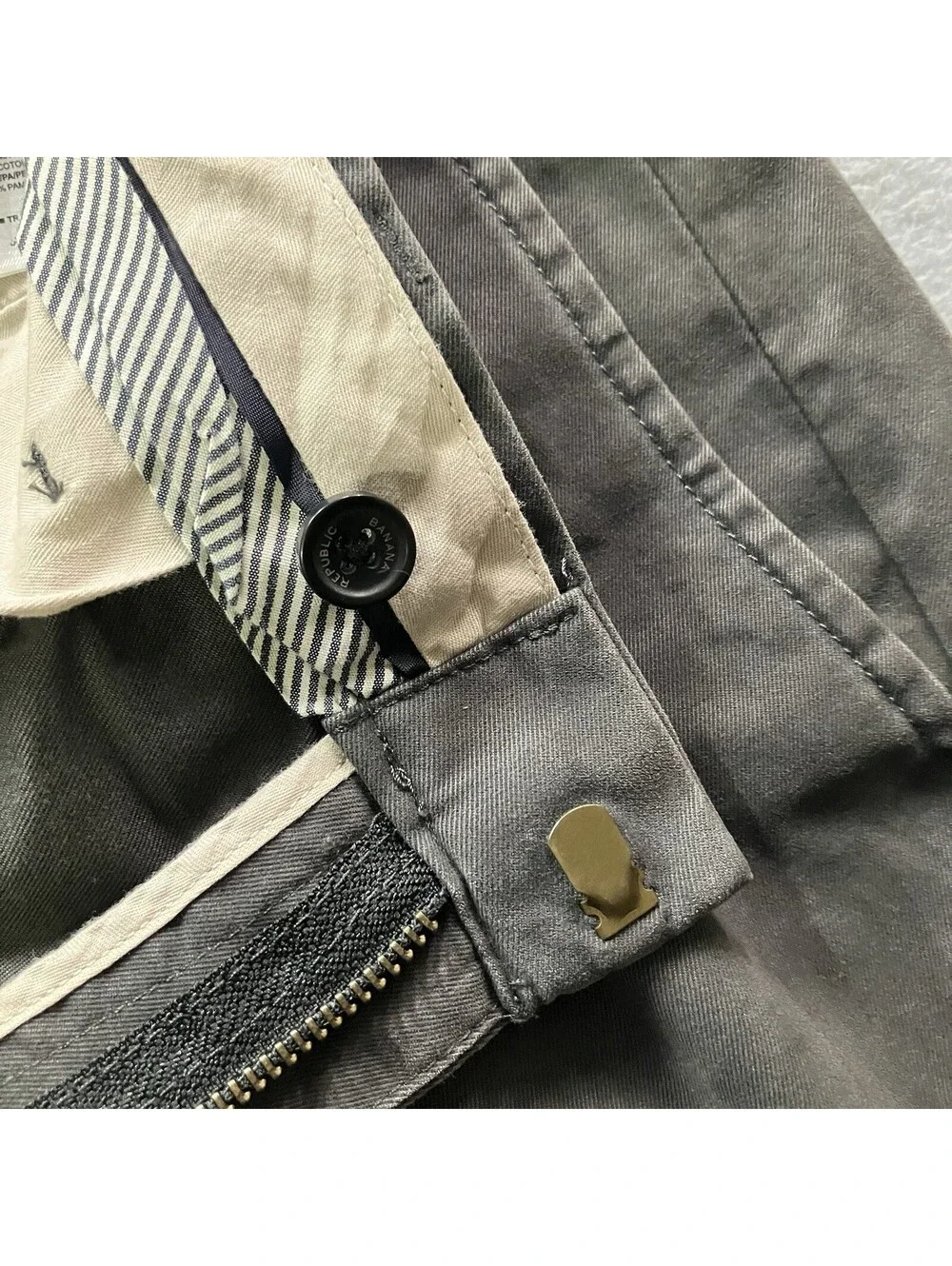 Banana Republic Emerson Straight Fit Chino Pants Men's Size 36x32 Gray Pants